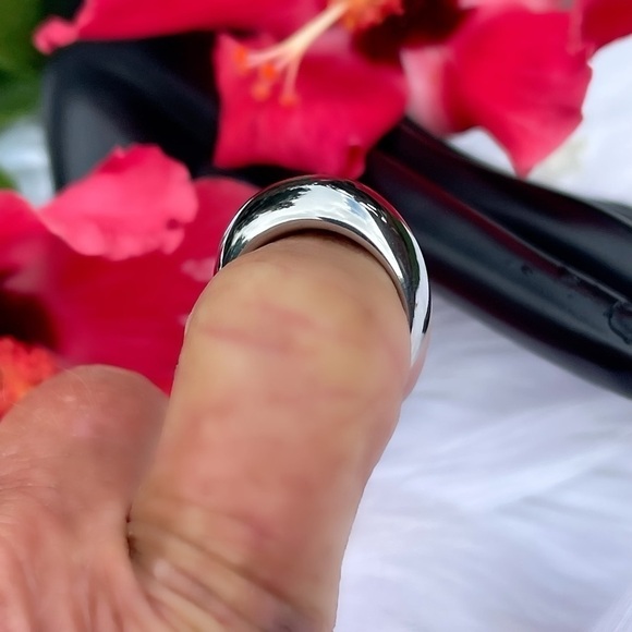 NWT Adornia Dome Ring White Rhodium Plated Sterling Silver Size 7 - Picture 4 of 7